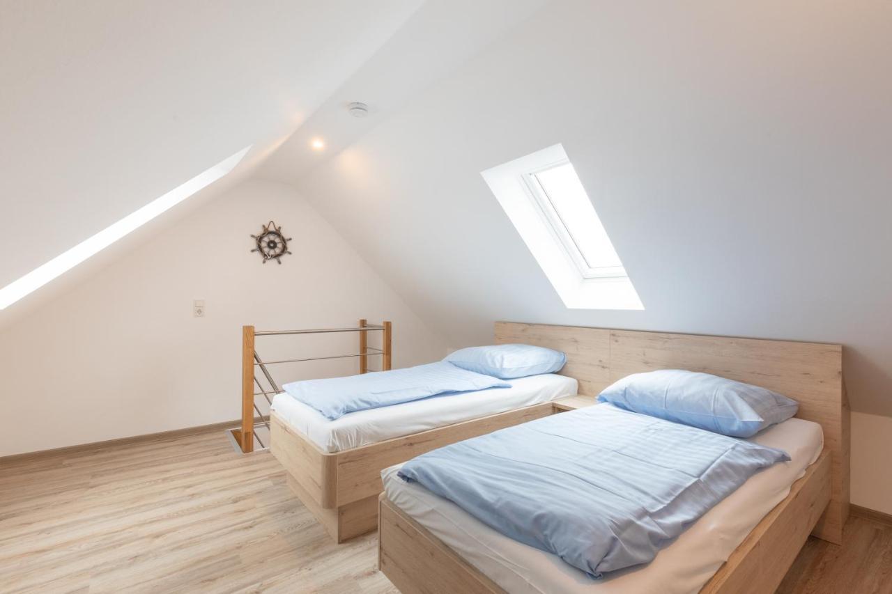 Ferienwohnung Reiterhof Gründeich Holtgast Exterior foto
