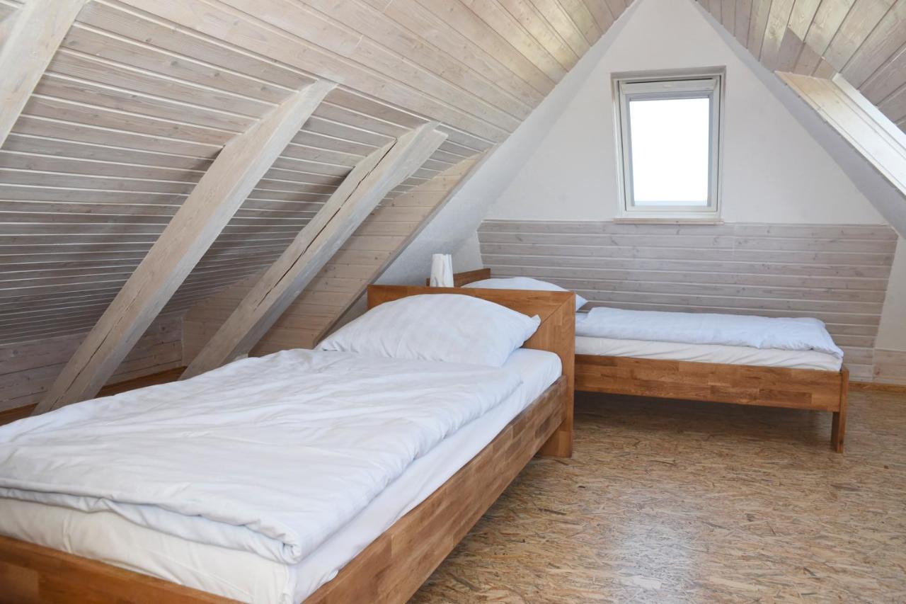 Ferienwohnung Reiterhof Gründeich Holtgast Exterior foto