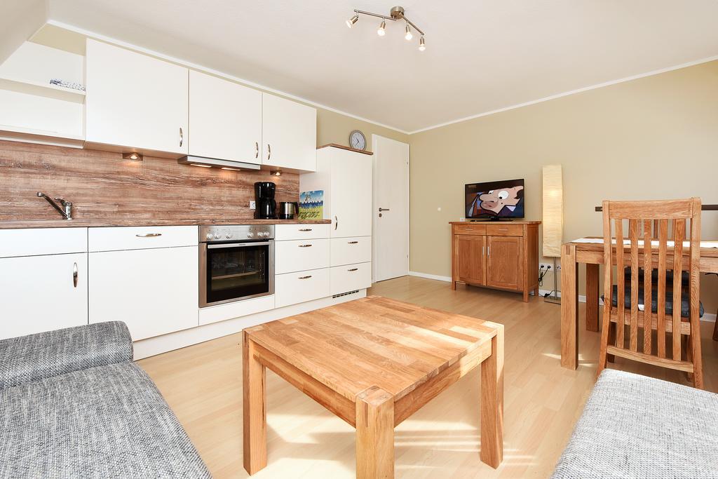 Ferienwohnung Reiterhof Gründeich Holtgast Exterior foto