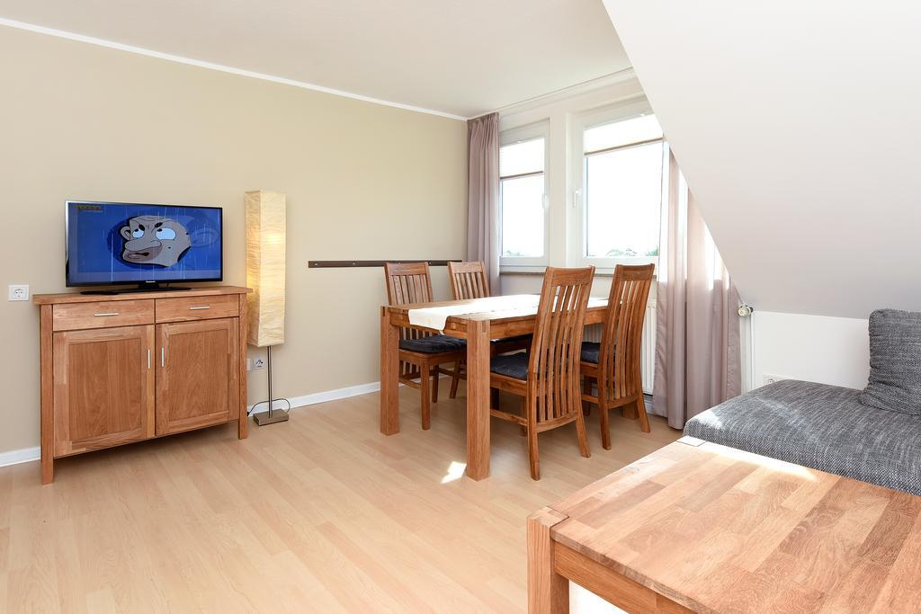 Ferienwohnung Reiterhof Gründeich Holtgast Exterior foto
